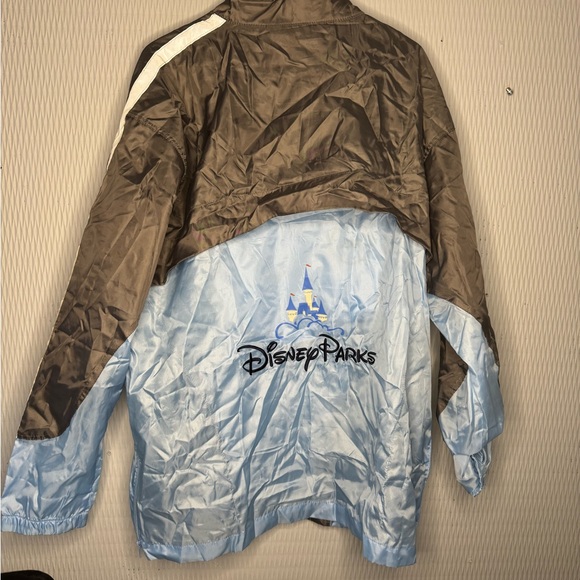 Disney parks pull over windbreaker - Picture 3 of 5